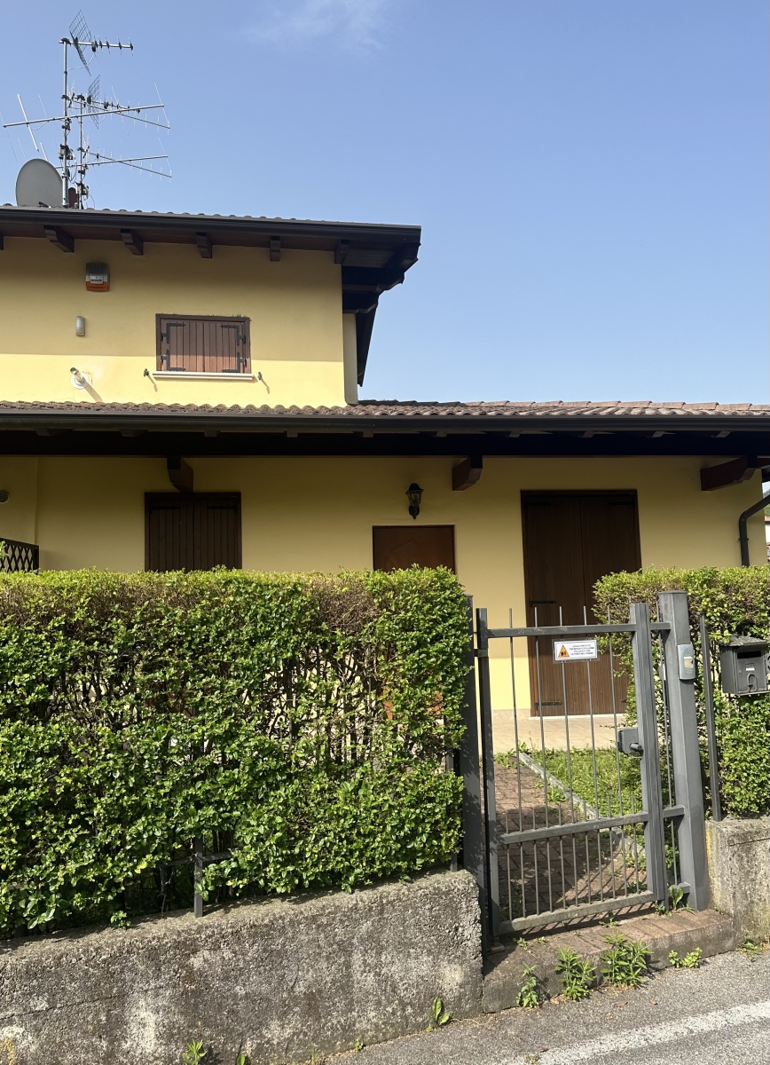 Villa o Villetta - Roè Volciano
